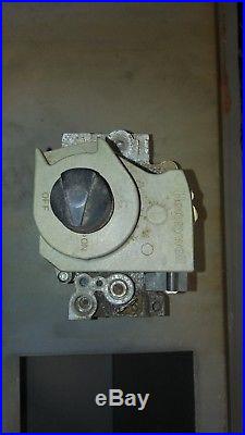 Jandy Laars Lite 2 LJ400N gas valve Honeywell VR8305H4013 399kbtu (used)