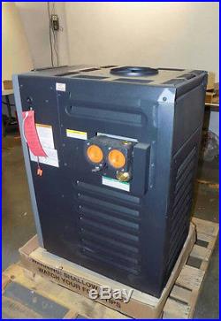 RayPak C-R206A-EN-X 200K BTU Digital Natural Gas Pool Heater
